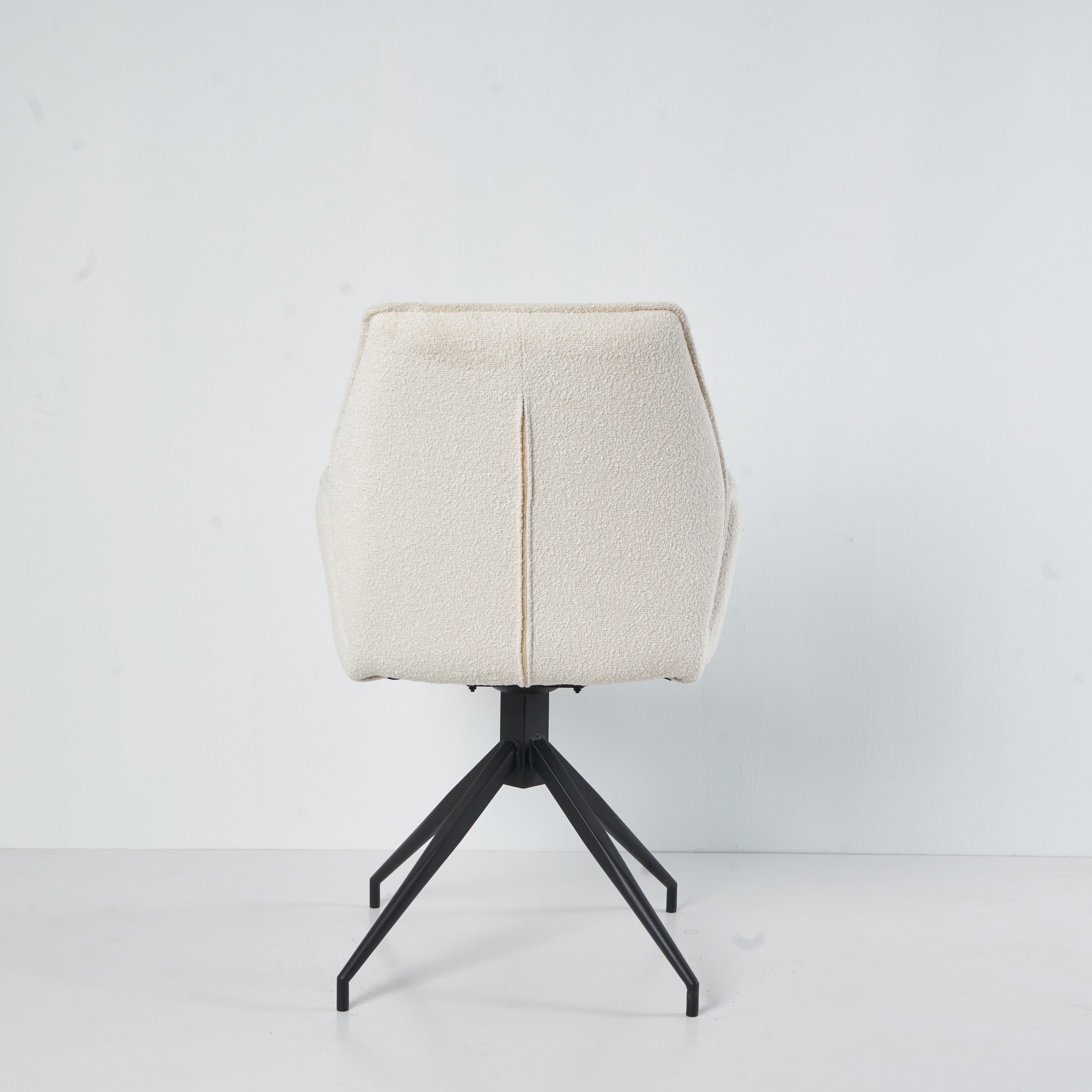 Eetkamerstoel Bella. Crème wit