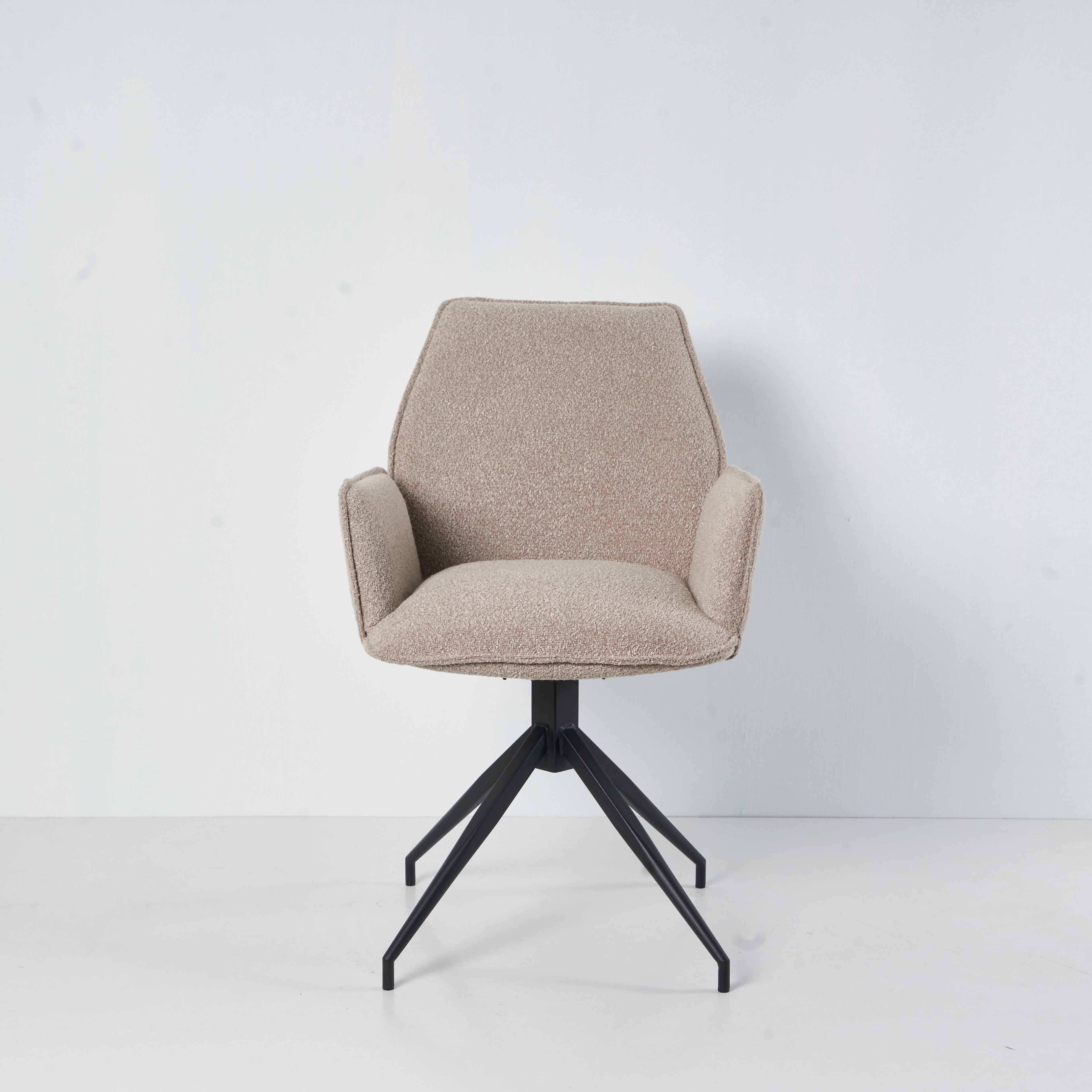 Draaibare Eetkamerstoel Bella. Beige