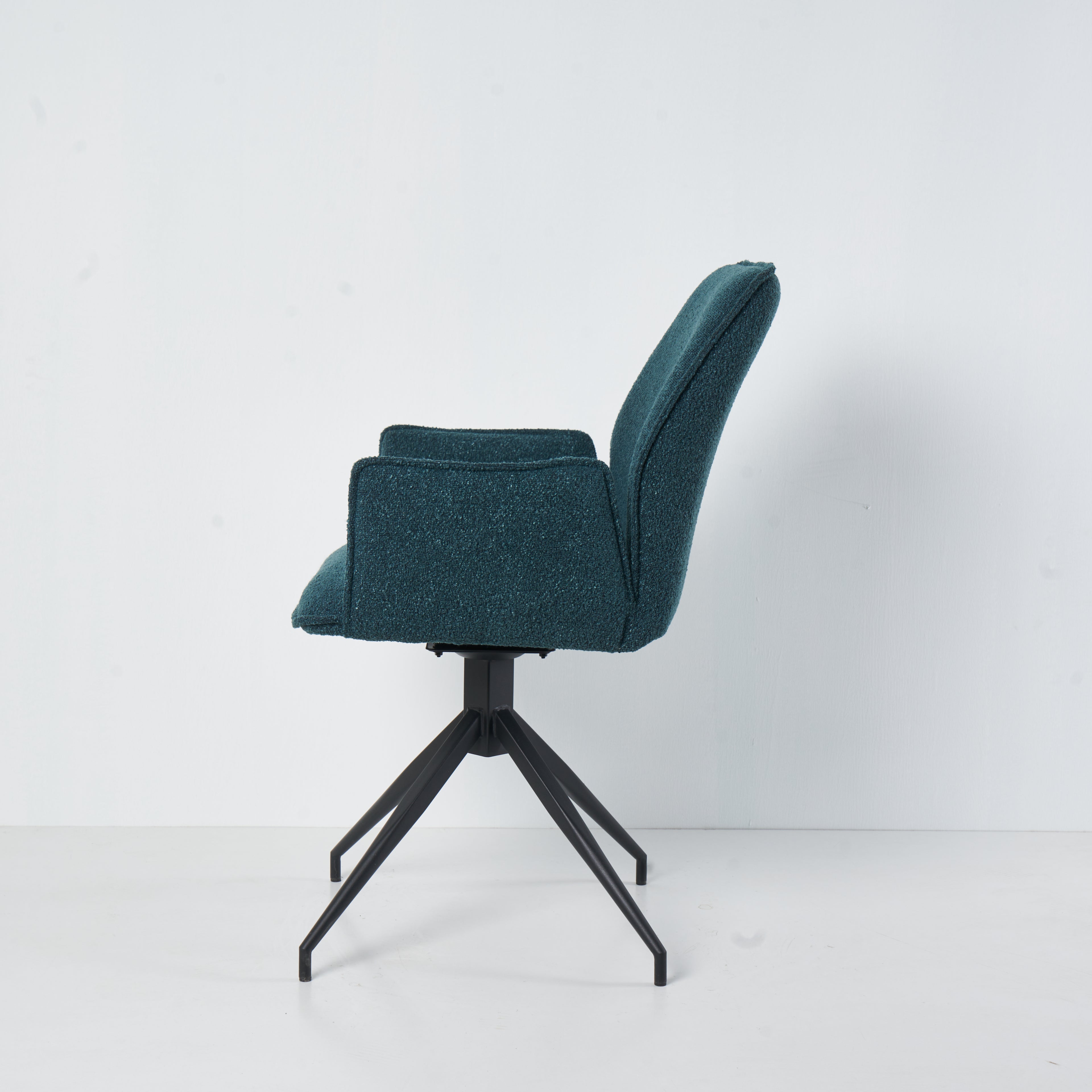 Eetkamerstoel Bella. Smaragd Groen