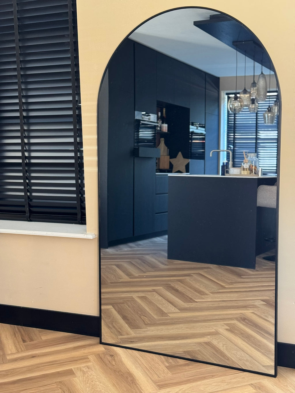 XL Passpiegel Vogue, Zwart met ronding 180x100